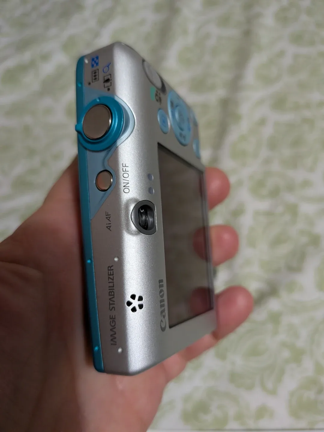 Canon PowerShot SD1200 IS Digital Camera - Blue image indicator(9)