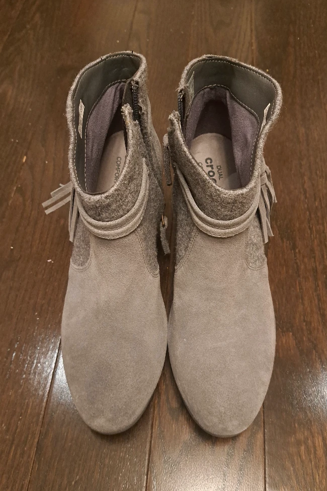 🐊 Crocs 🐊 Grey Wedge Ankle Boots - photo 2
