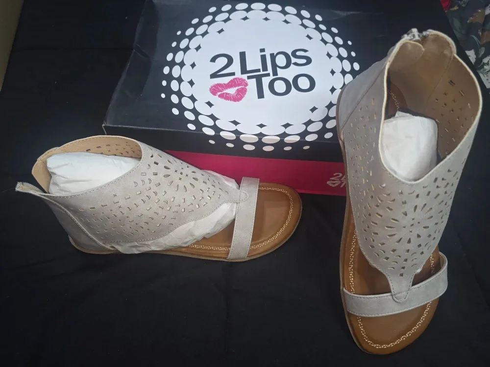 2 Lips Too Stone Too Sandal - Size 9