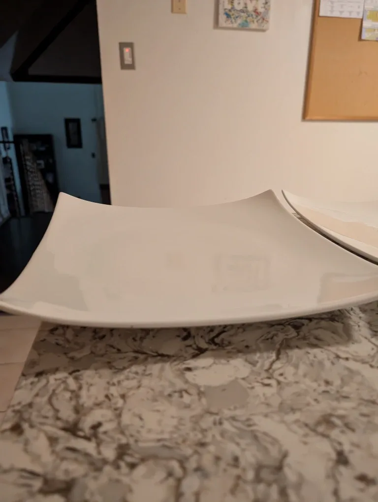 Square White Serving Plates - Set of 2 image indicator(2)