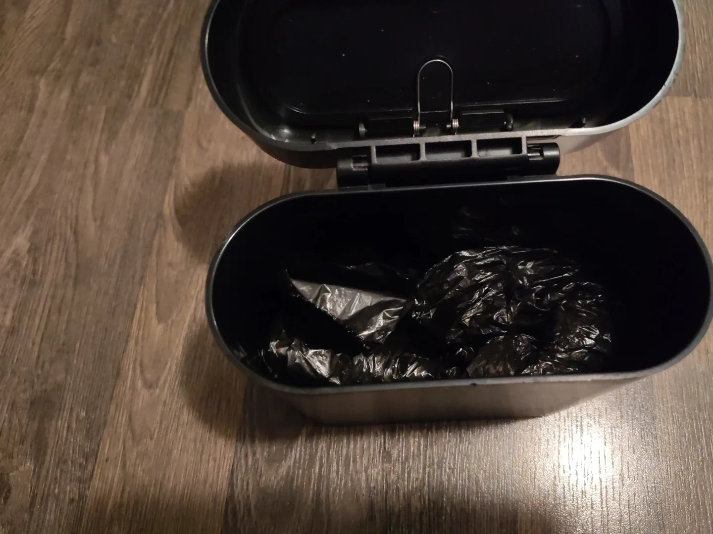 Black Mini Car Trash Can image indicator(2)