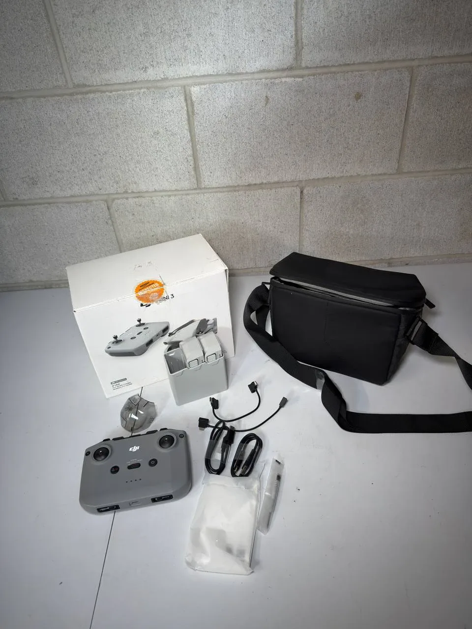 DJI Mini 3 Fly More Combo (DJI RC) Accessories, Missing Parts image indicator(5)