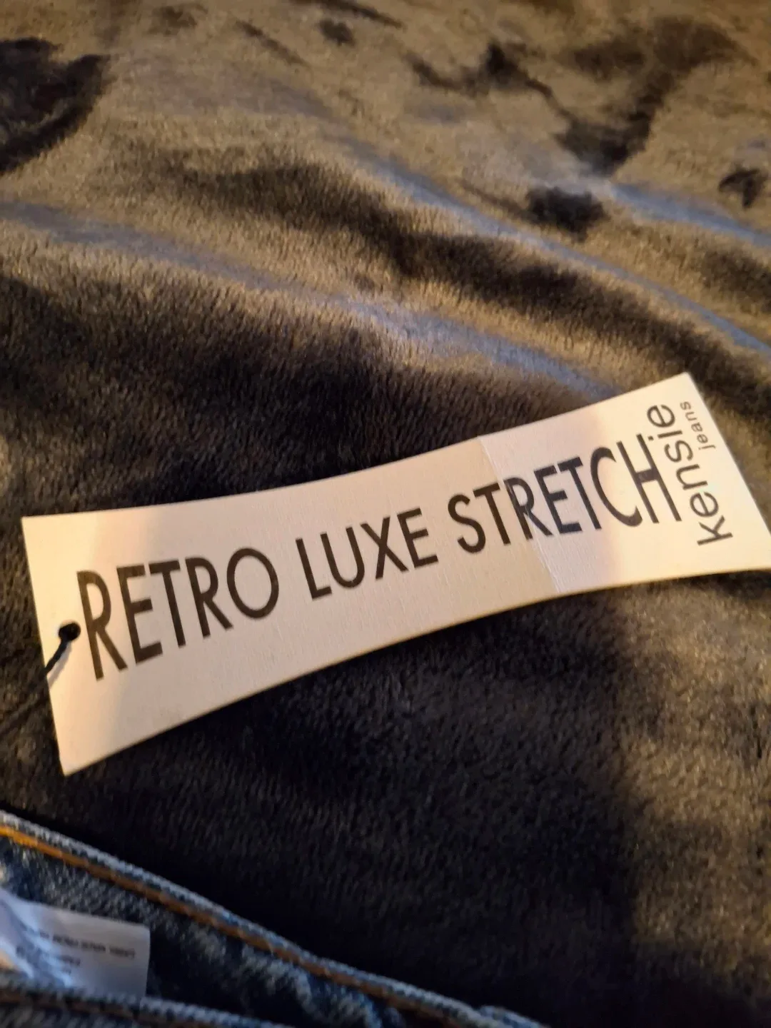 Kensie Retro Luxe Stretch Jeans High Rise Size 12/31 image indicator(3)