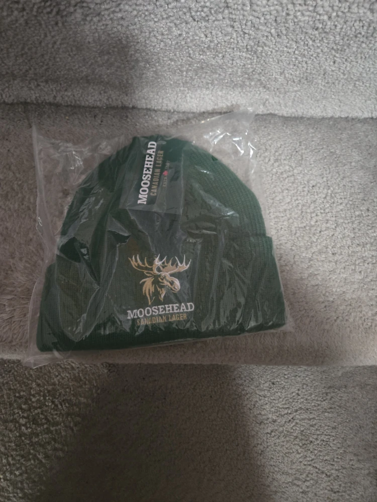 New Moosehead Canadian Lager Green Beanie