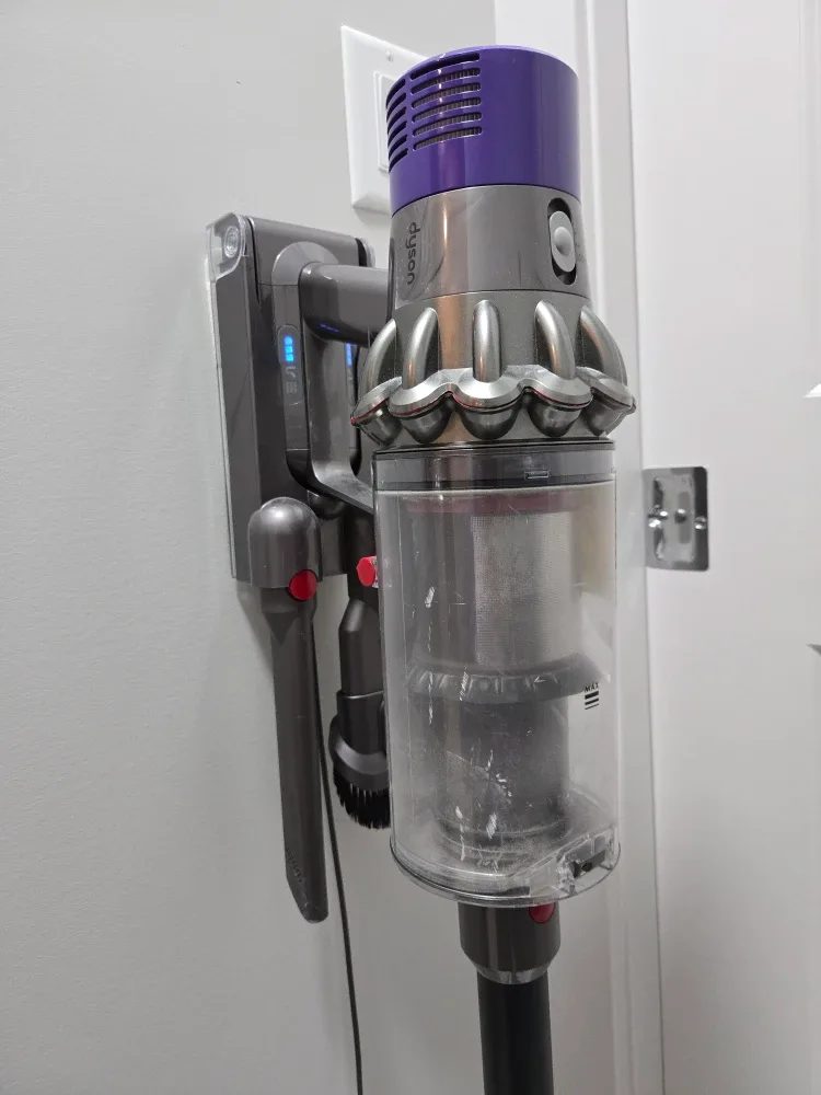 Dyson Cyclone V10 Animal Cordless Vacuum image indicator(4)