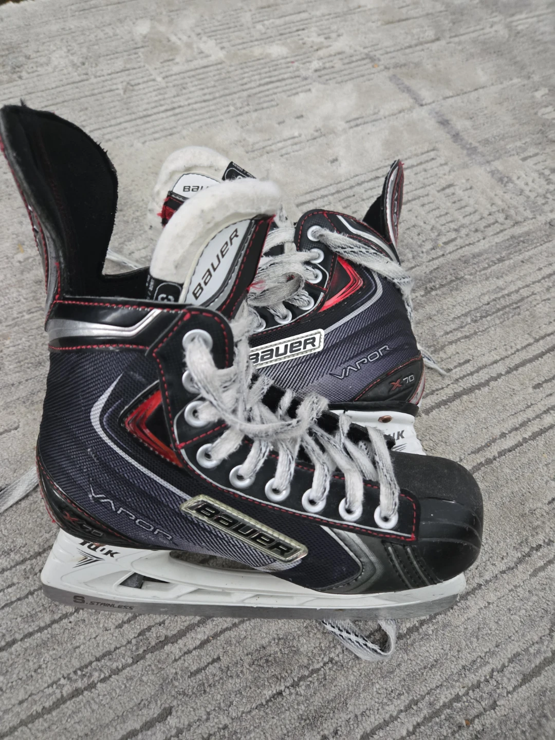 Bauer Vapor X70 Ice Hockey Skates - US size 3