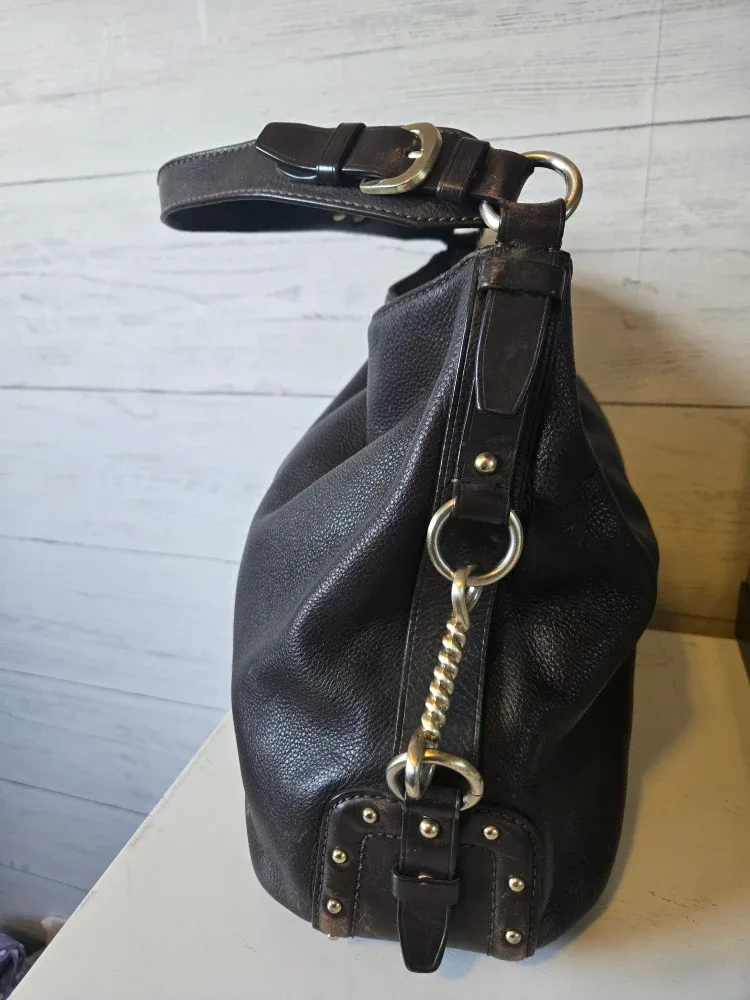Michael Kors Leather Hobo Bag image indicator(4)