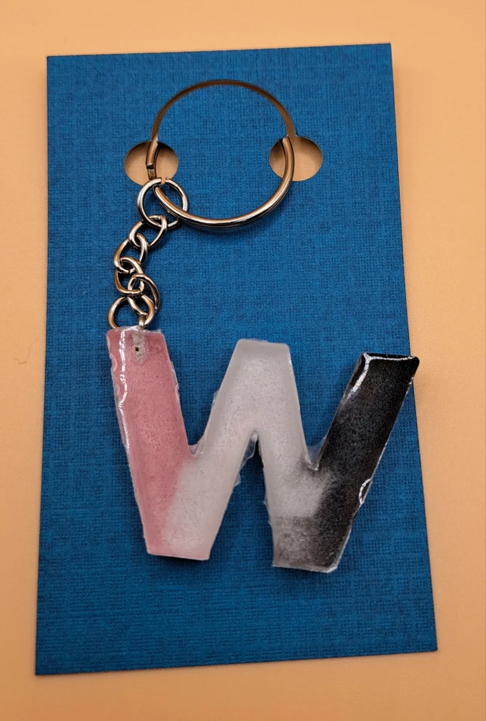Handmade Resin Initial Keychain image indicator(8)
