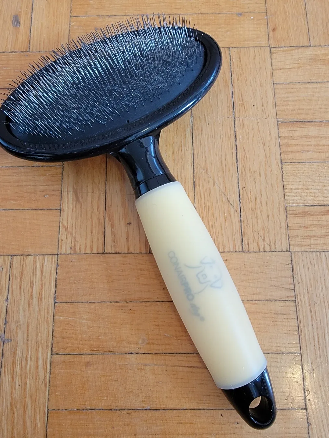 ConairPRO Dog Slicker Brush image indicator(2)