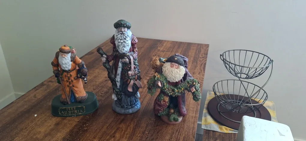 Santa Claus Figurines - Austria