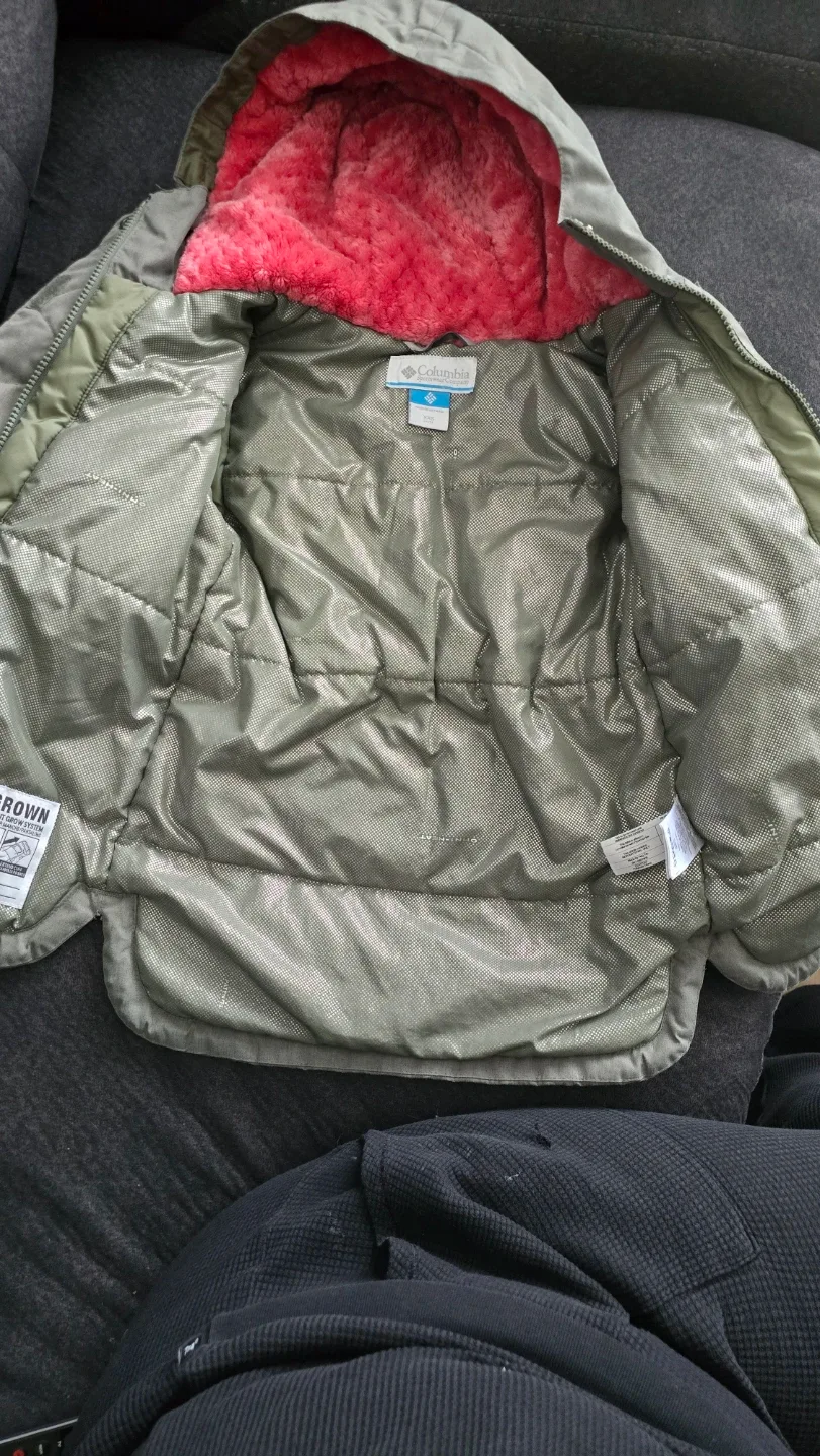 Girls Columbia Winter Coat image indicator(4)