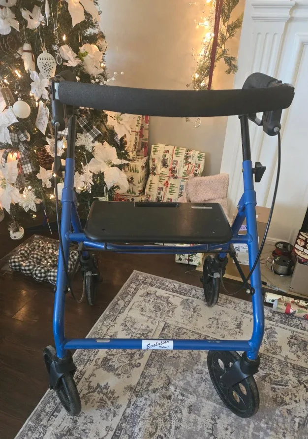 Evolution Walker with Seat