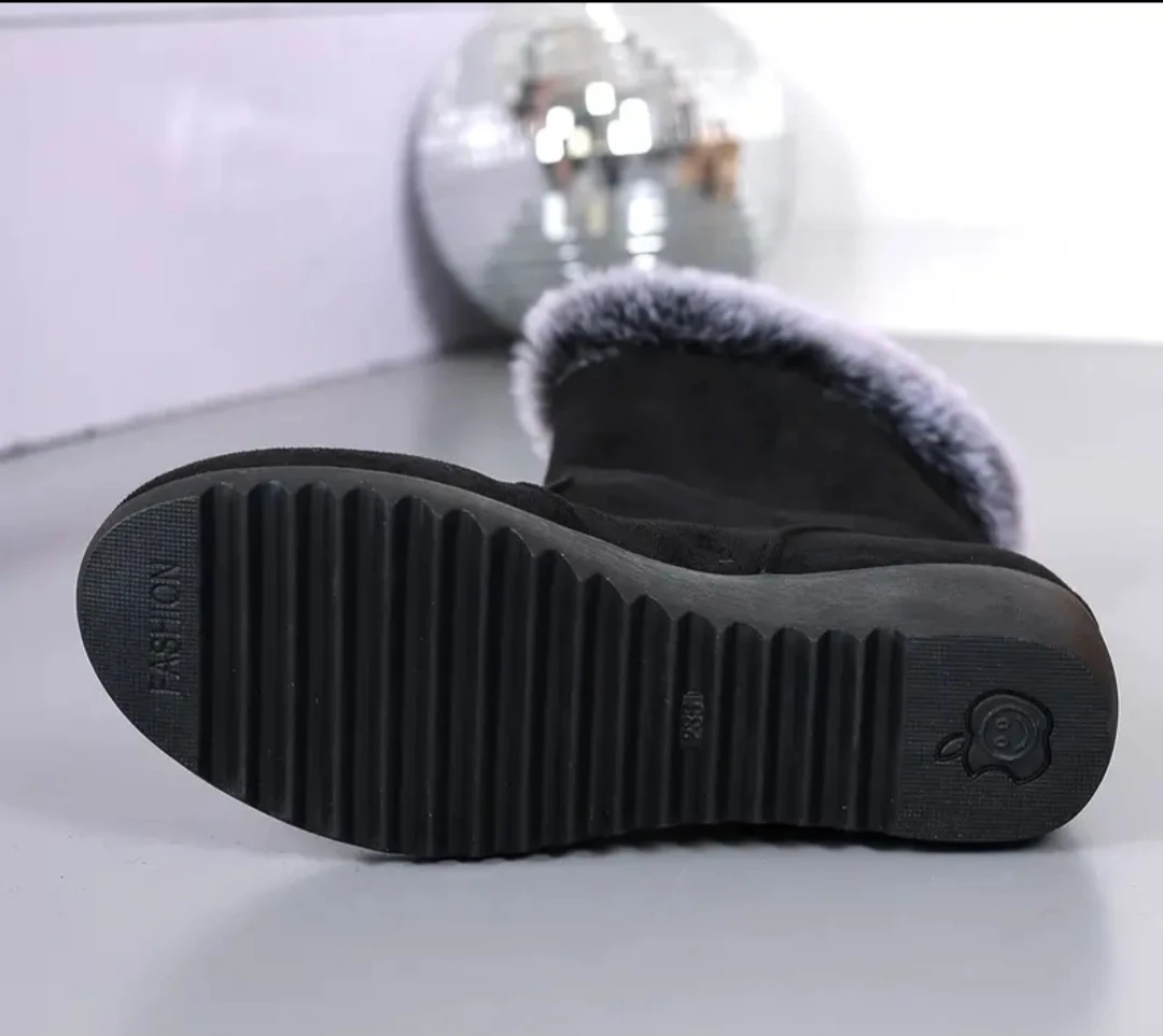 Black Winter Boots - Size 9✨️👢 - photo 4