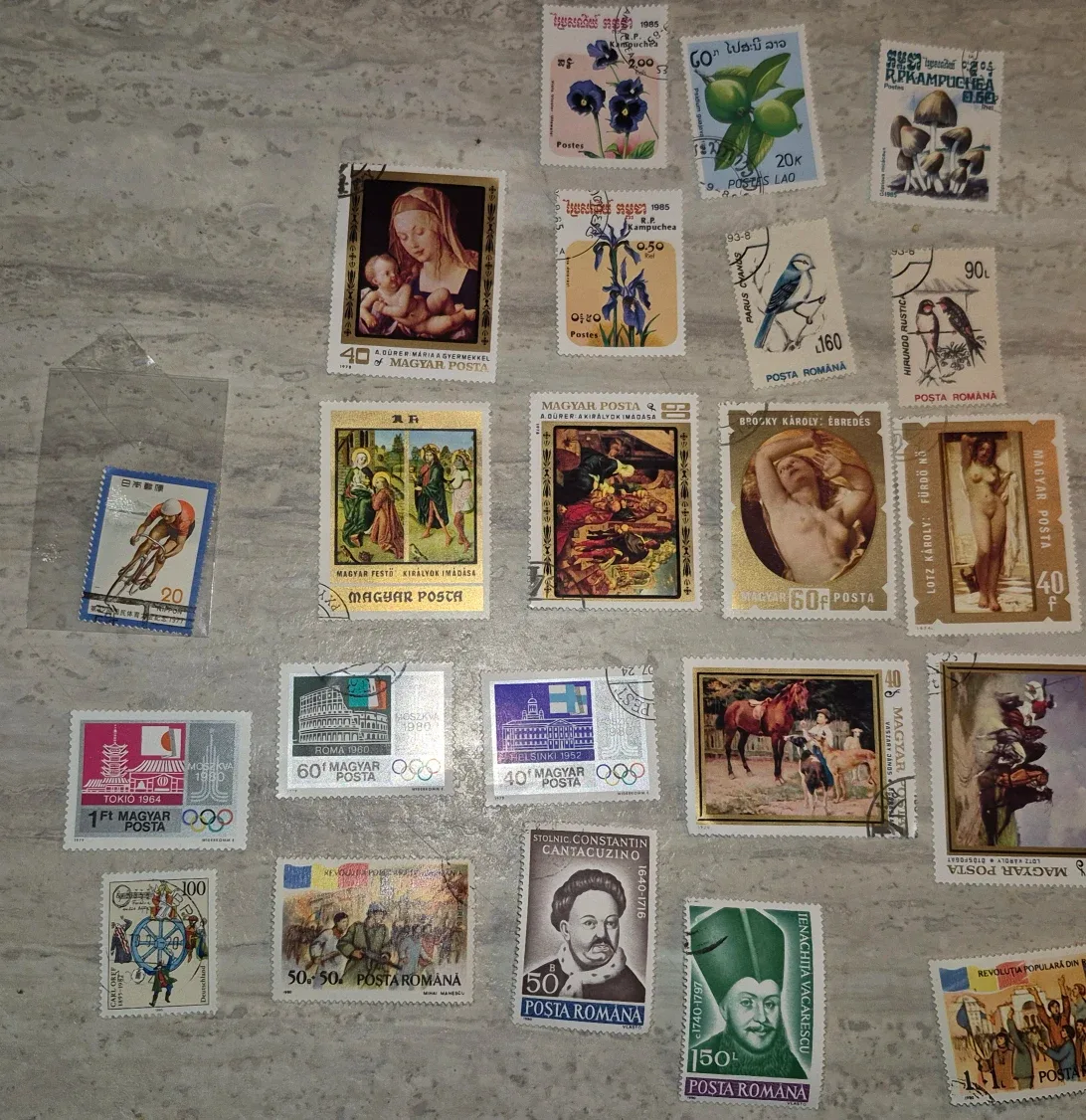 Vintage & Collectable Stamps image indicator(3)