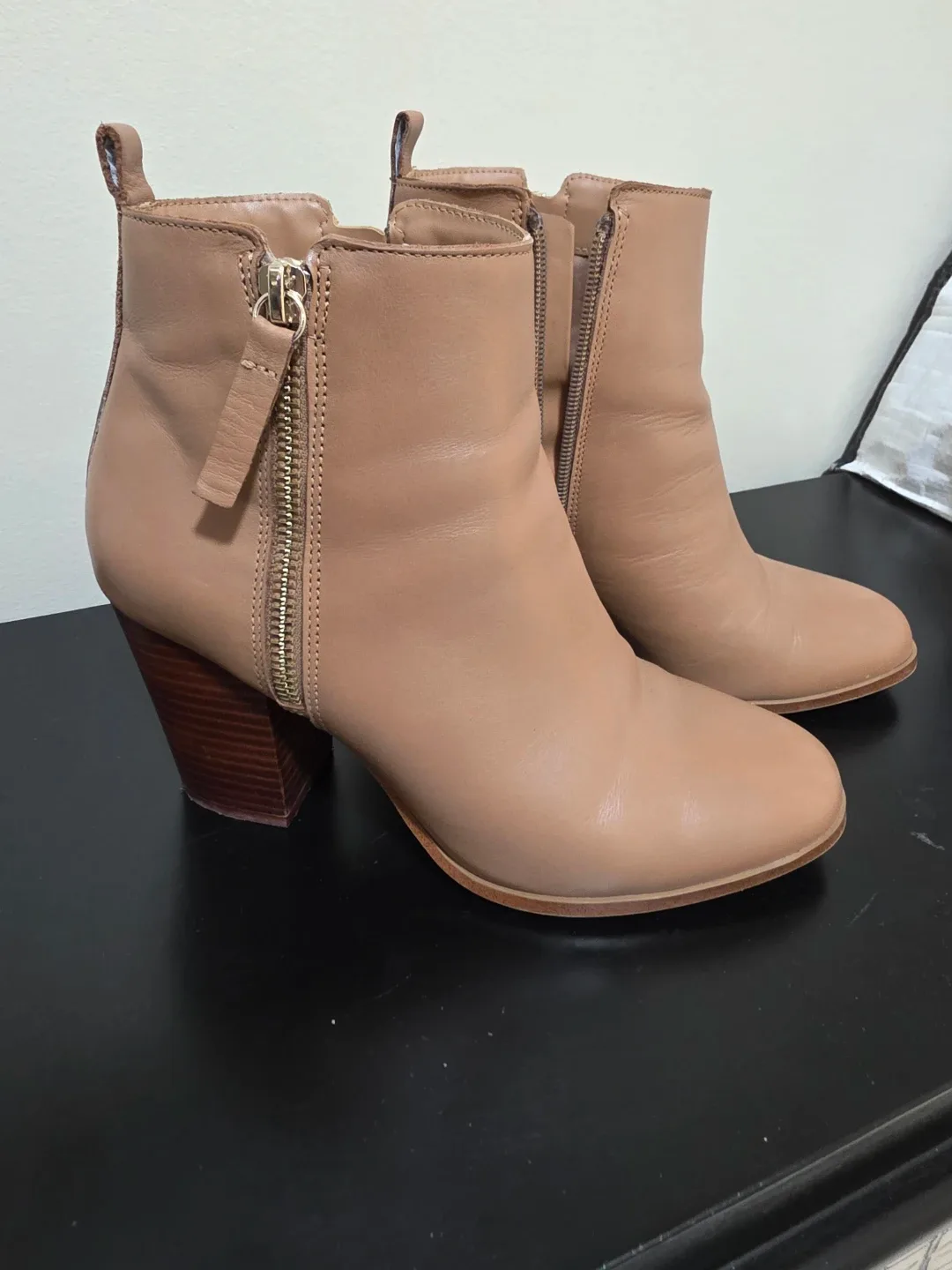Aldo Beige Ankle Boots - Size 6.5 image indicator(2)