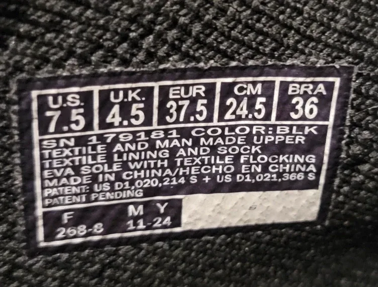 Skechers Swift Fit Women's 7.5 Black Sneakers image indicator(3)