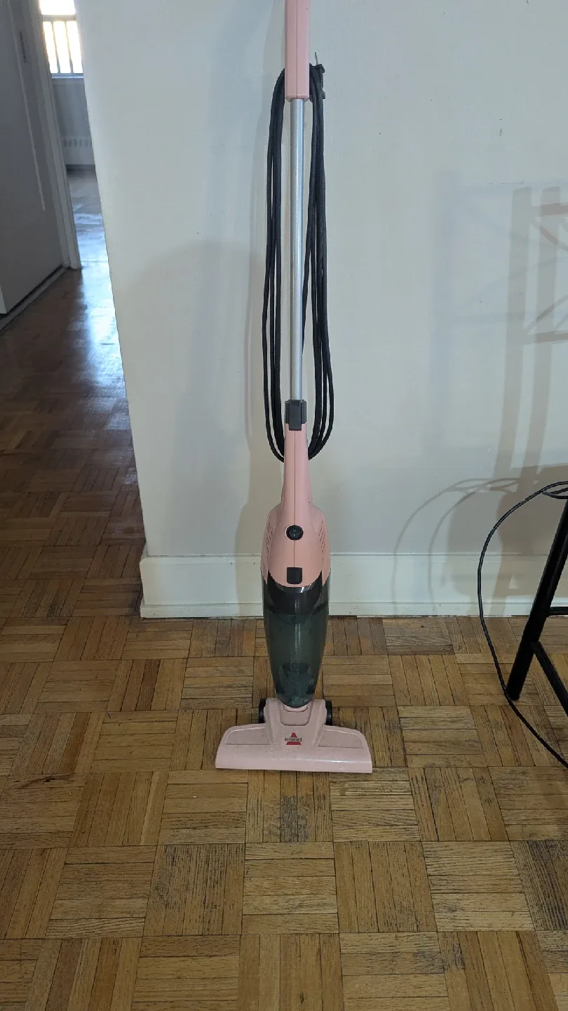 Bissell FeatherWeight Stick Lightweight Bagless Vacuum - Pink