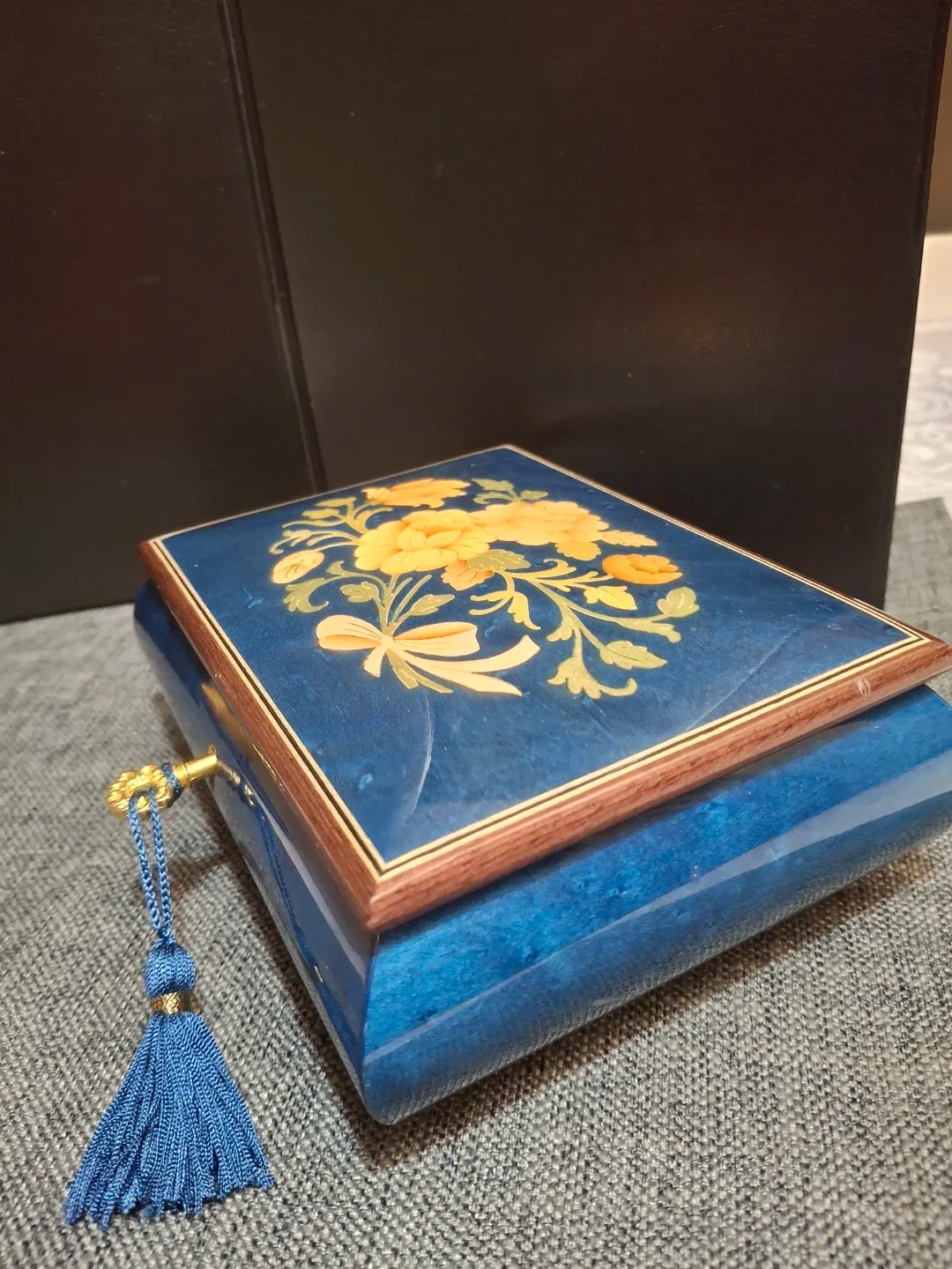 Blue Floral Italian  Wooden Box image indicator(3)