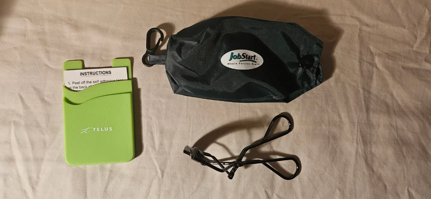 Phone Card Holder, a bag holder, etc #freecycle