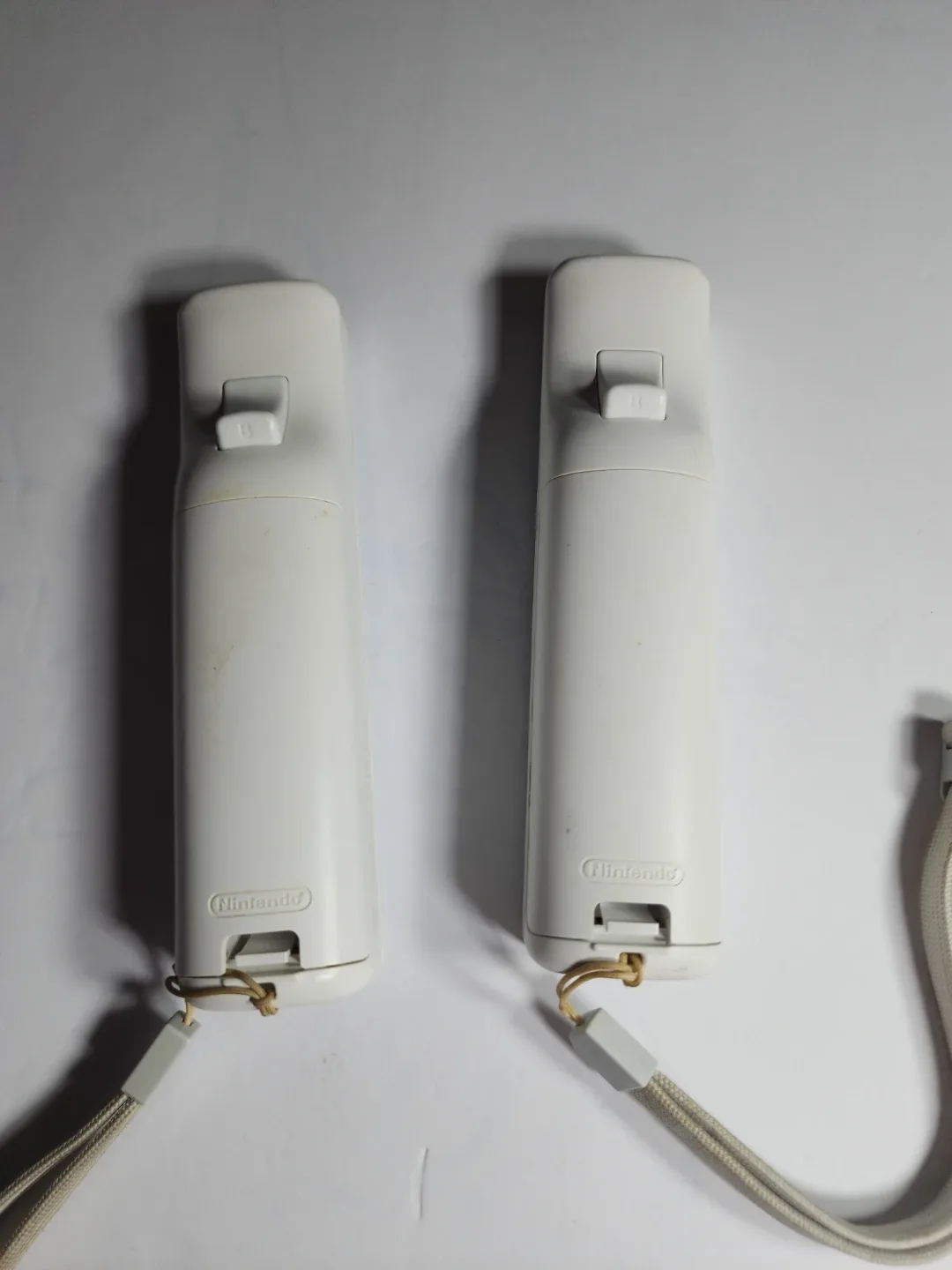 Nintendo Wii Remote Controllers image indicator(3)