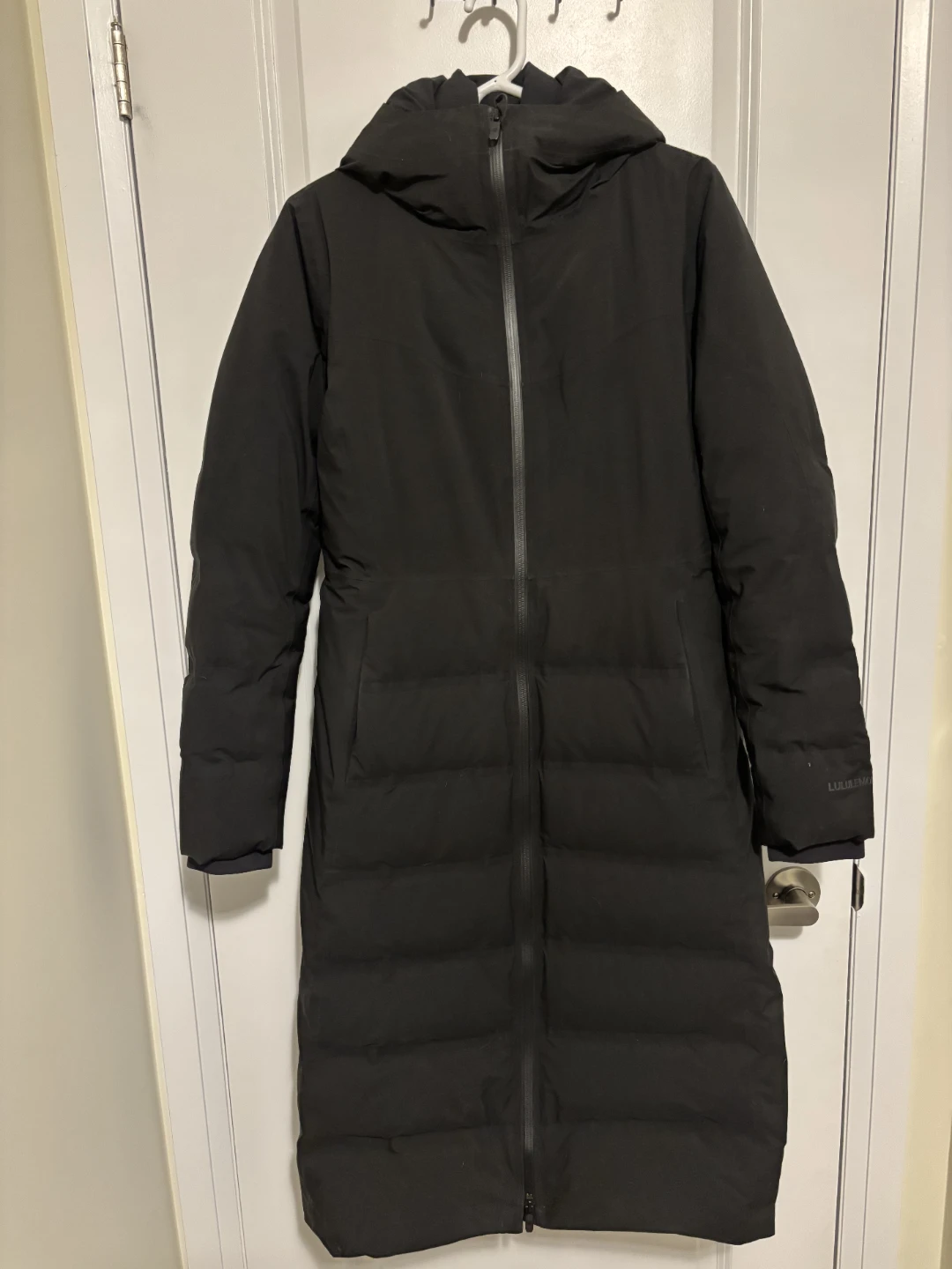 Lululemon Down-fill Long Jacket ( like new)