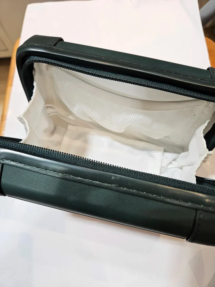 Starbucks Green Trunk Organizer image indicator(3)