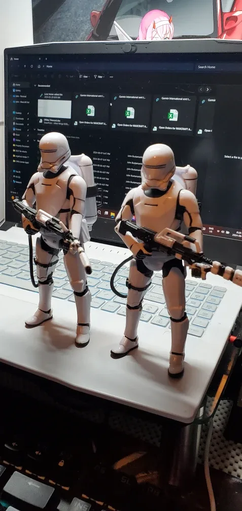 Star Wars First Order Stormtrooper Figures image indicator(2)