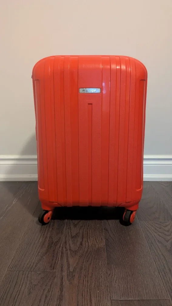 Red Luggage Case image indicator(6)