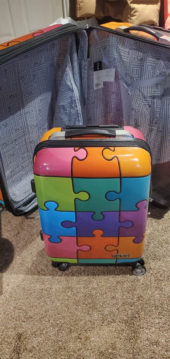 iFLY Puzzle Hardside Carry-On Luggage image indicator(4)