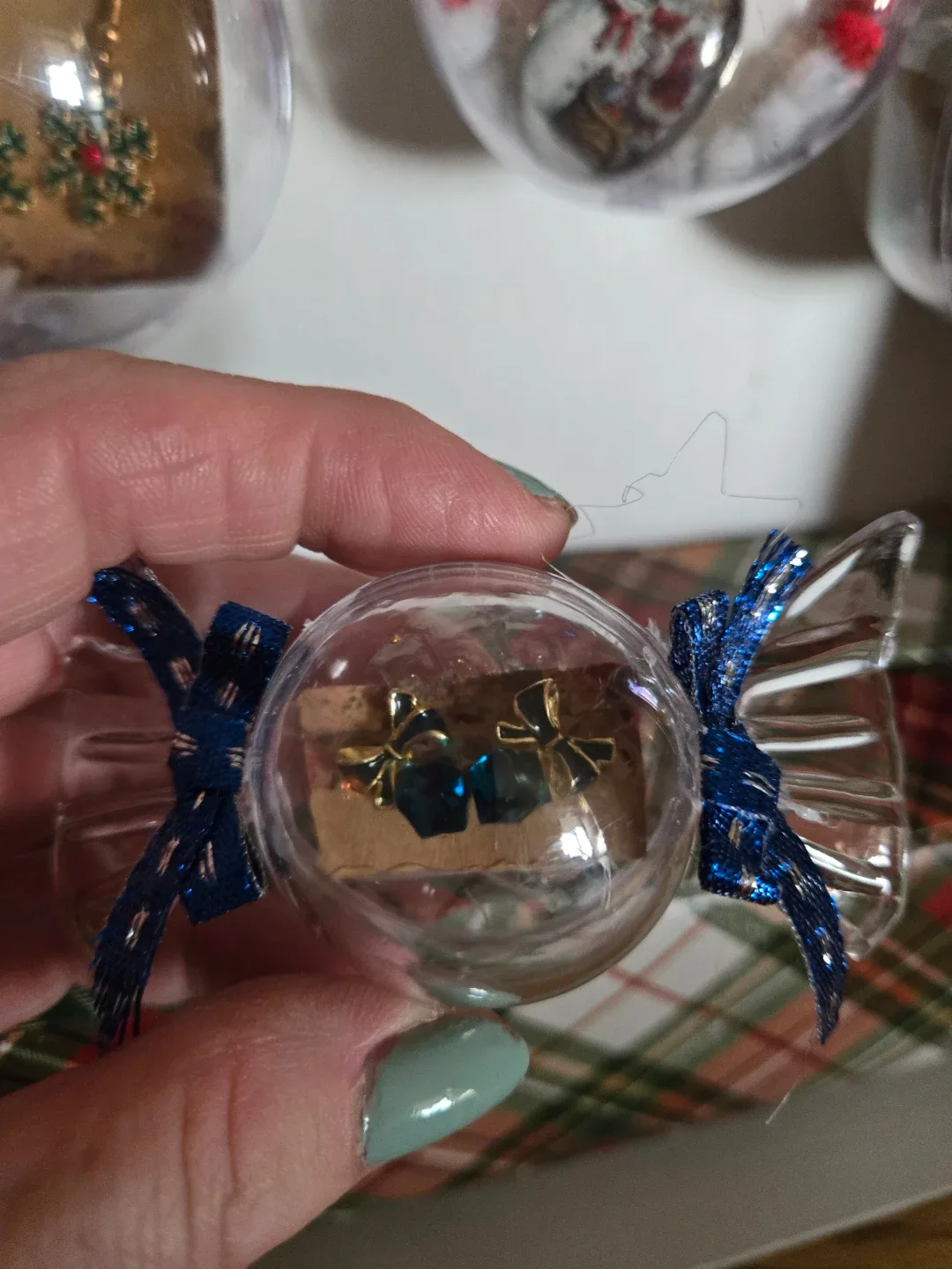 Handmade Christmas Ornament Earrings and necklaces image indicator(6)