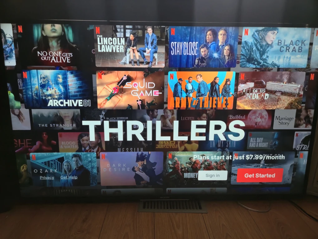 55" Sharp Aquos 4K Smart TV - photo 2