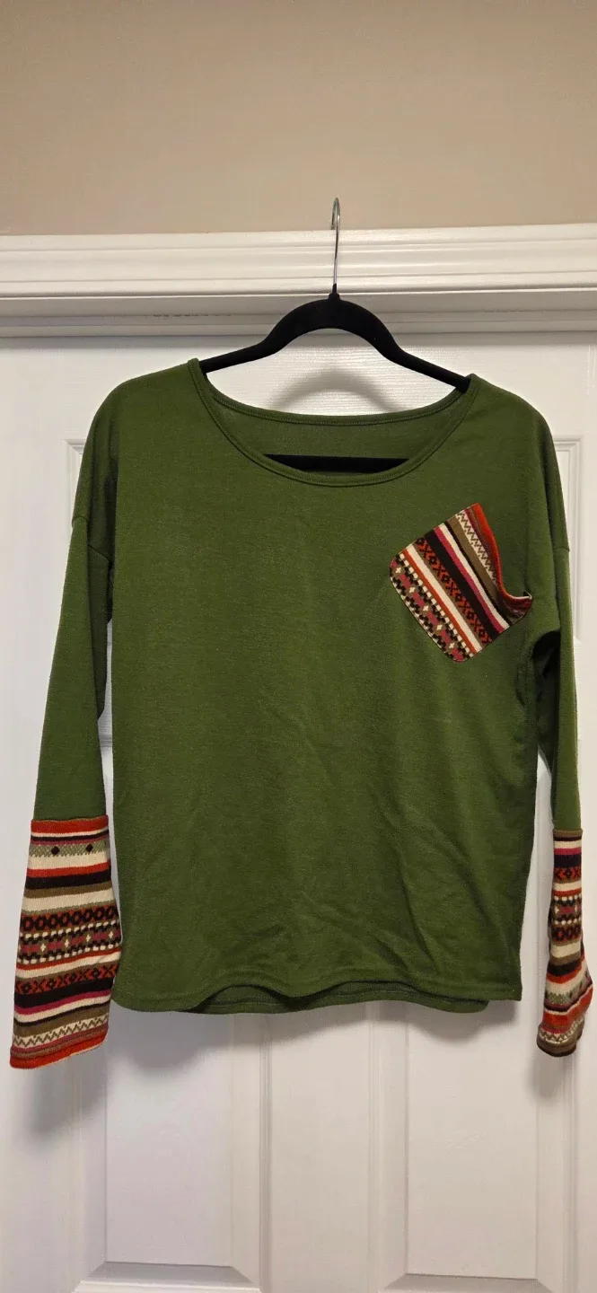 Green Long Sleeve Top with Ethnic Print