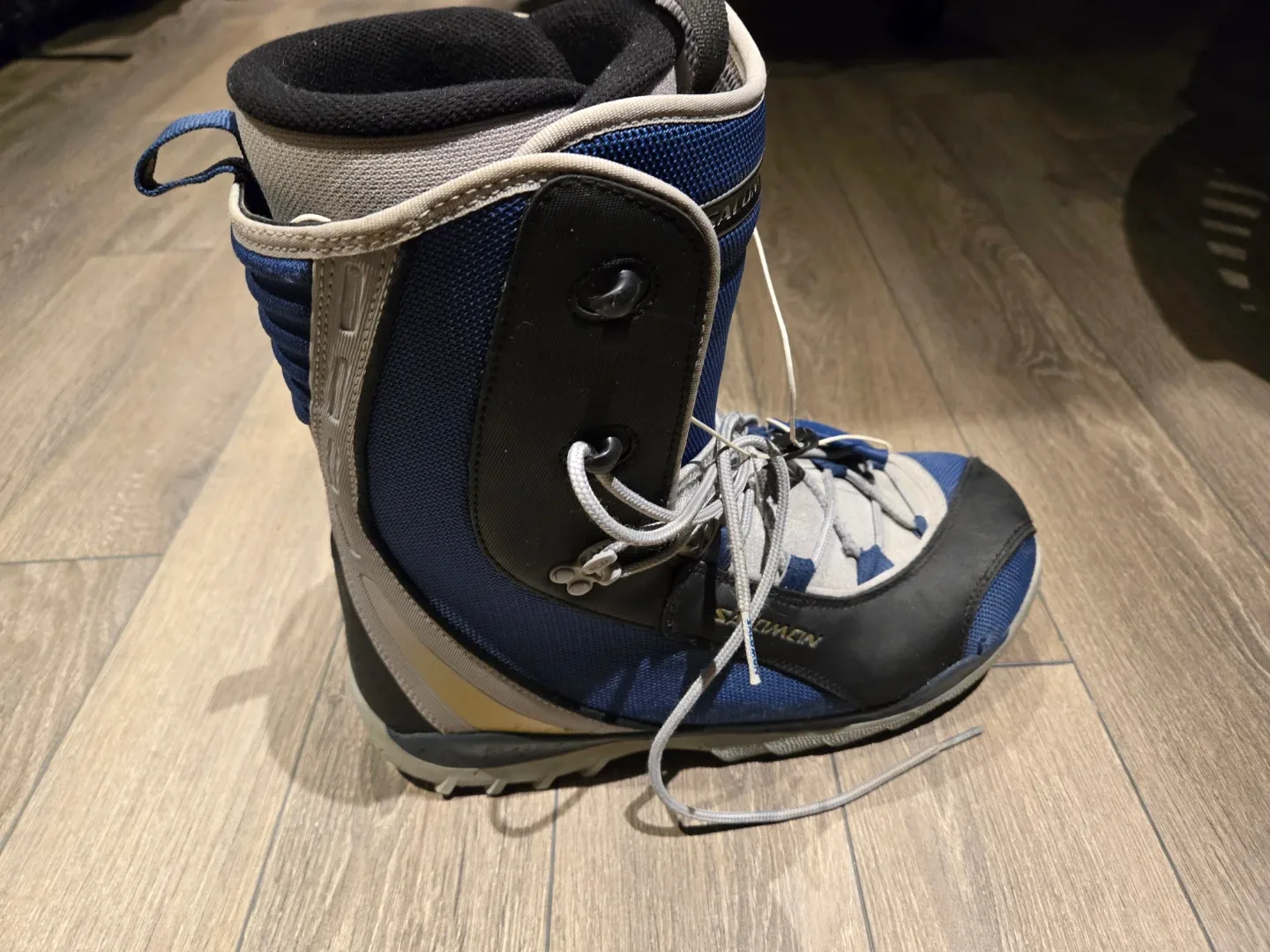 Salomon Defcon 4D Anatomicfit Snowboard Boots - Size 11.5 image indicator(2)