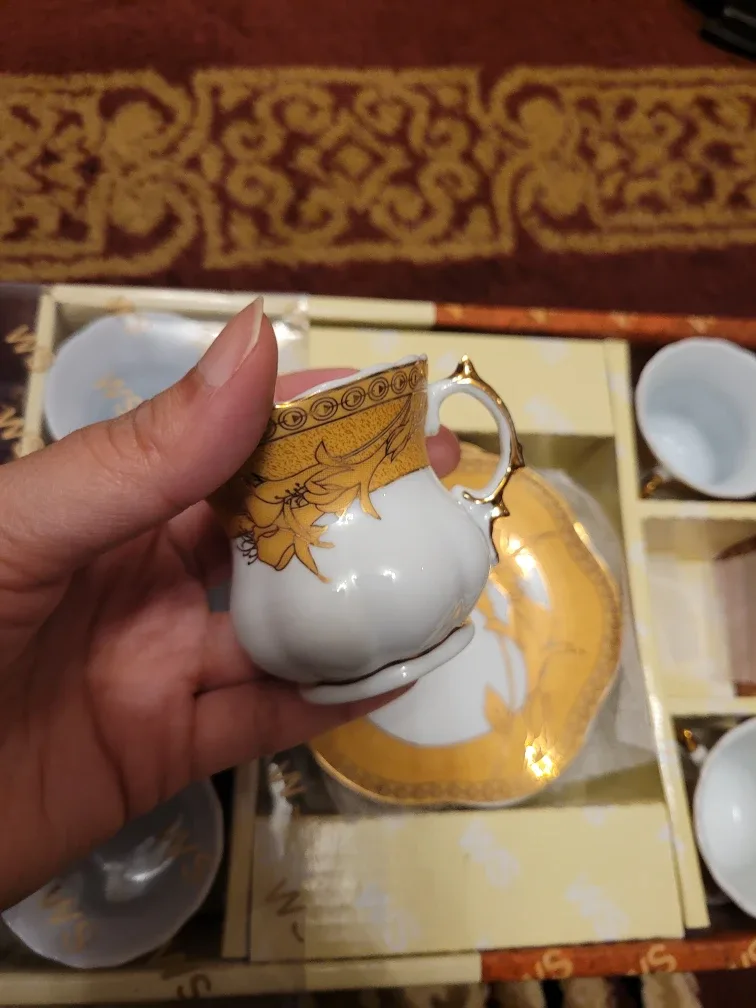 Turkish Coffee Set - Gold & White image indicator(2)