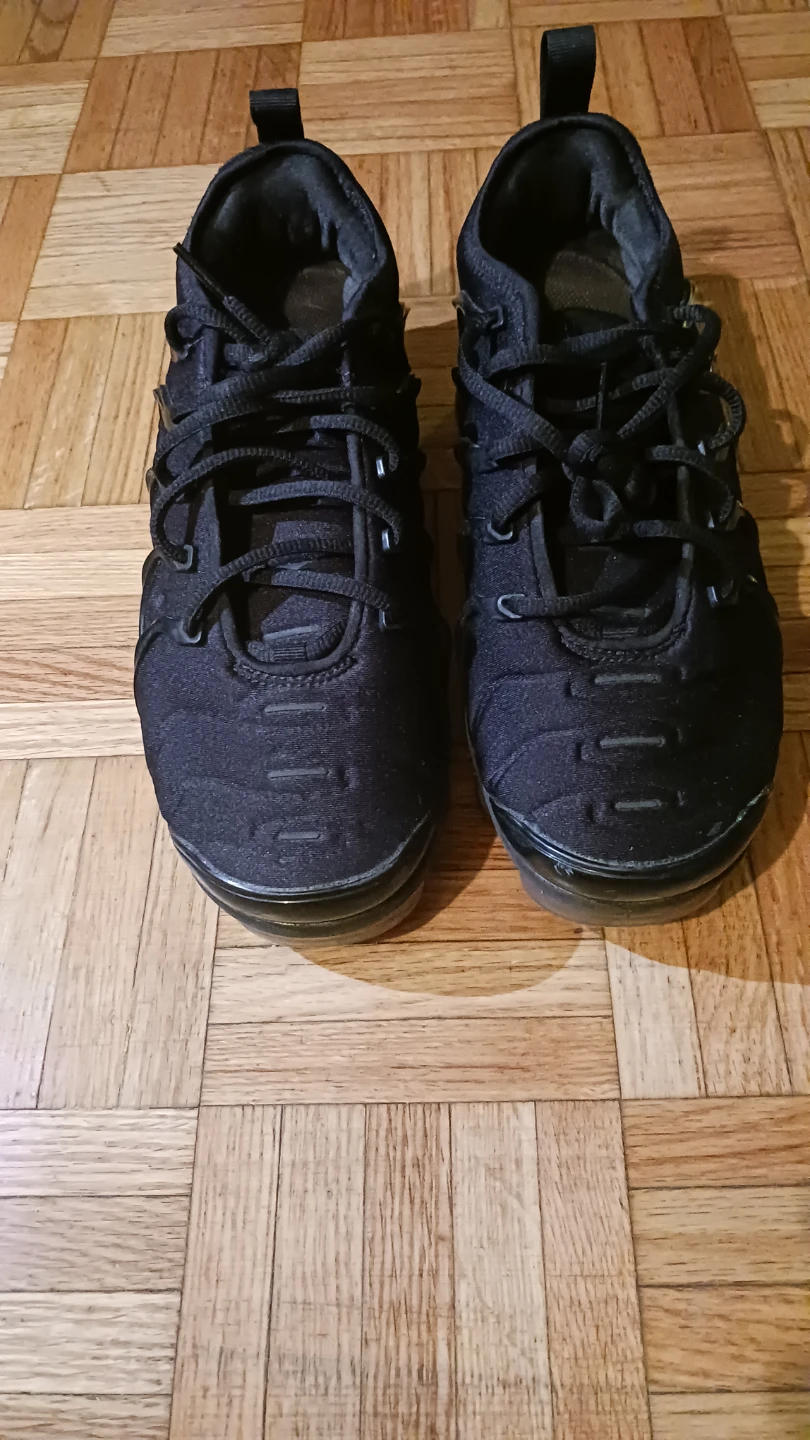 Nike Air VaporMax Plus - Black