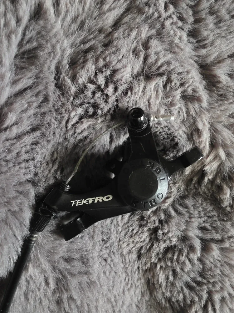 Tektro front brake caliper and both rear and front brake levers