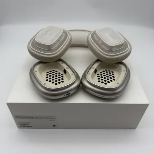 Apple AirPods Max - Silver - Like New! image indicator(5)