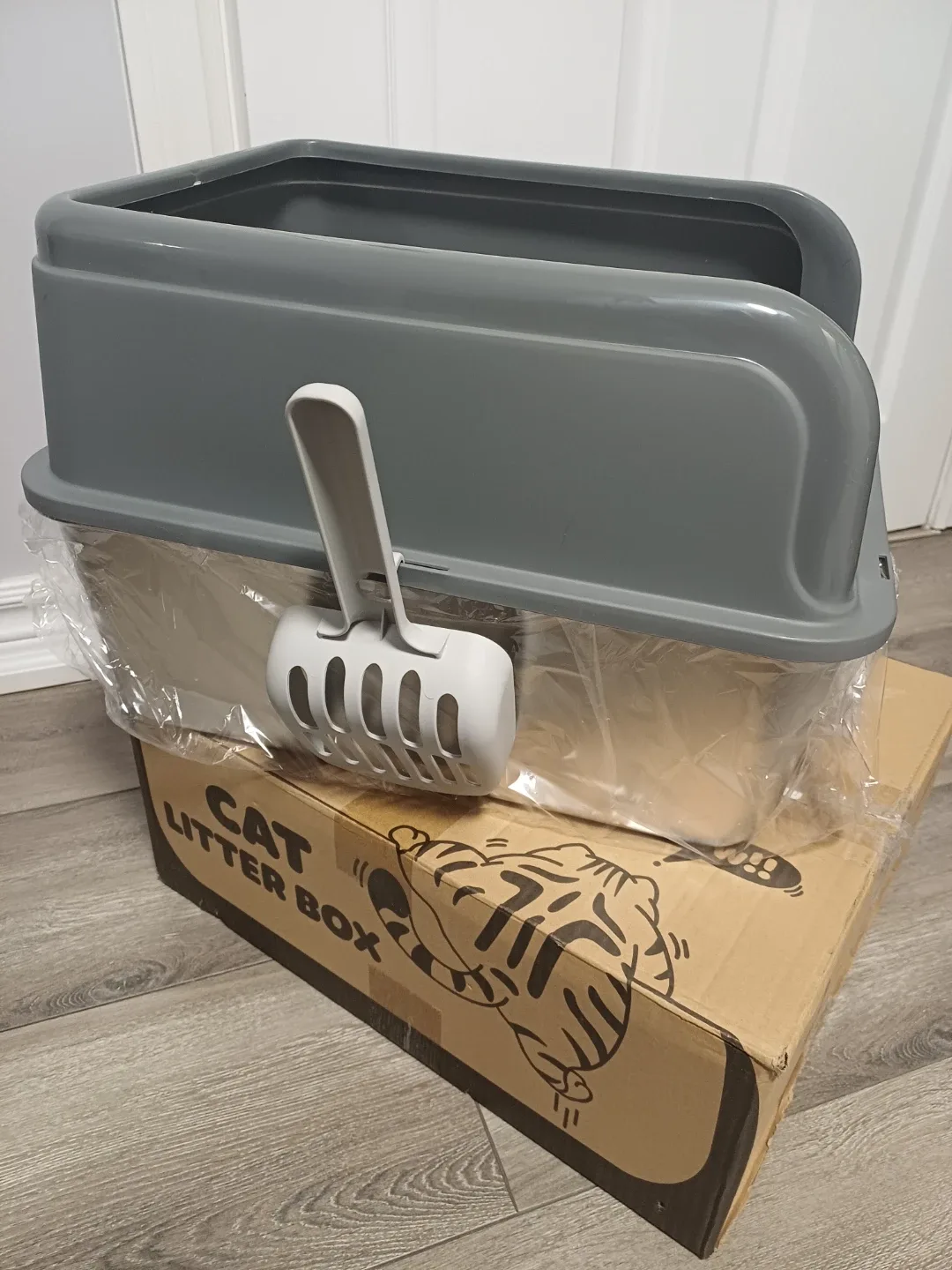 Cat Litter Box with Scoop & High Sides image indicator(2)