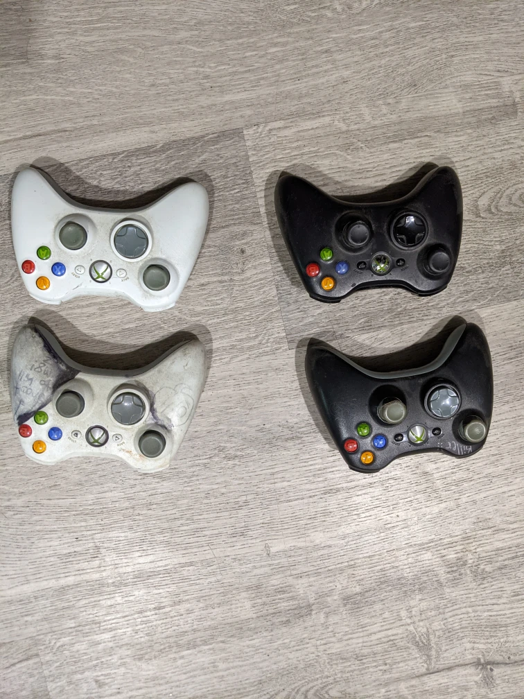 Xbox 360 Console with 250GB Hard Drive - photo 4