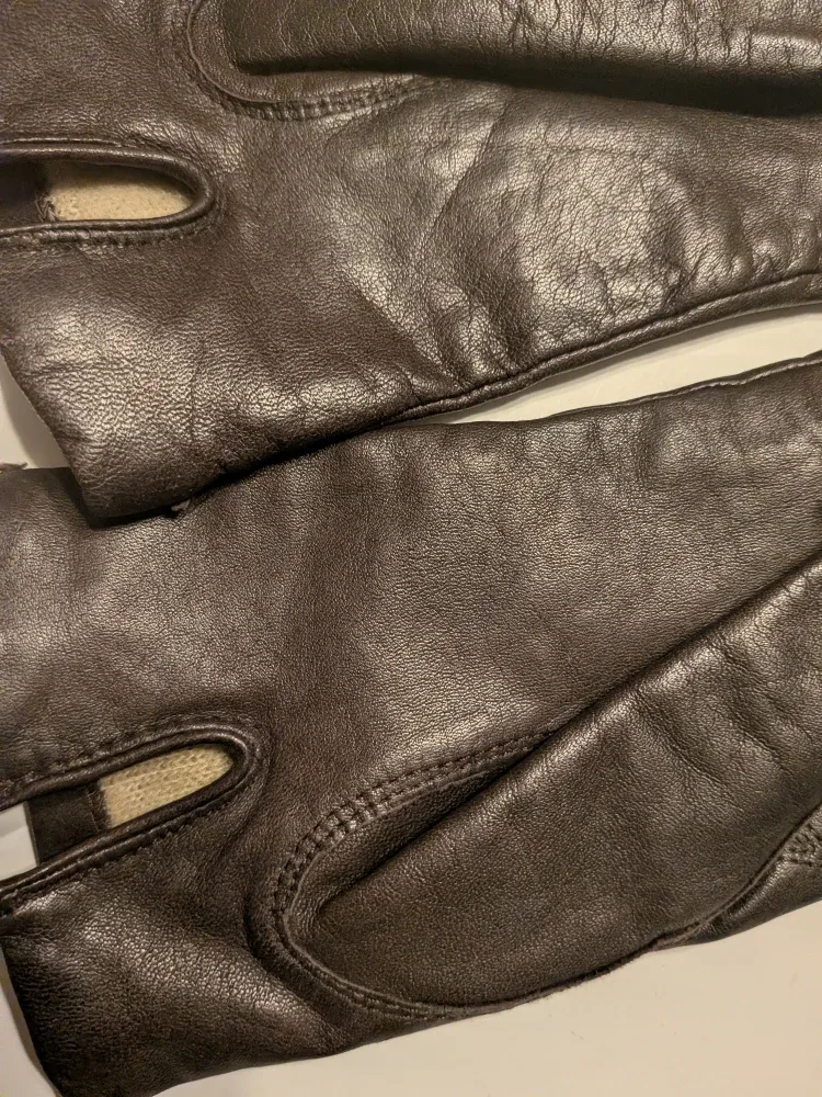 Ladies Vintage Brown Leather Gloves sz 6-6.5 (small hand) image indicator(4)