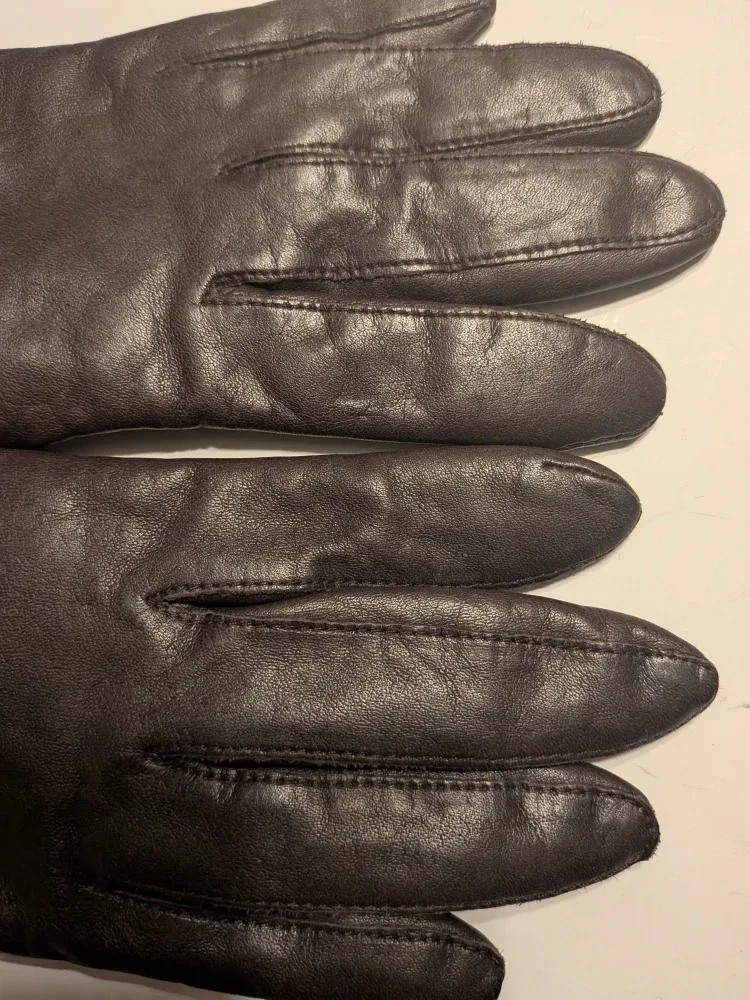 Ladies Vintage Brown Leather Gloves sz 6-6.5 (small hand) image indicator(6)