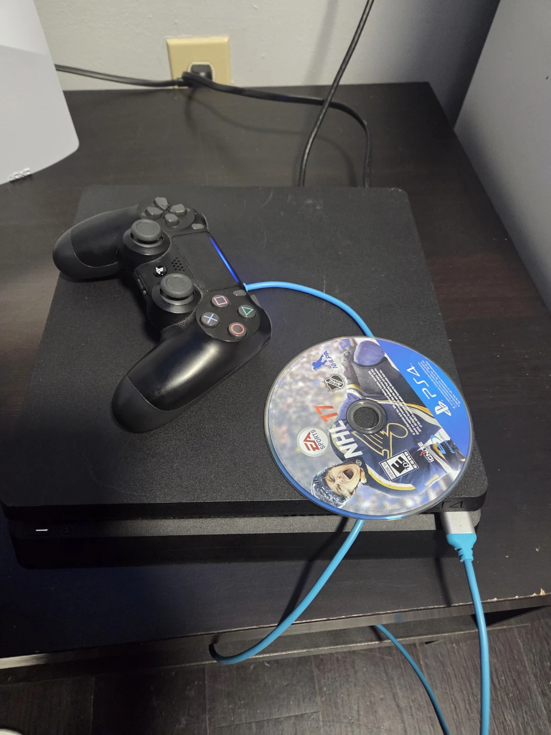 PlayStation 4 (PS4)