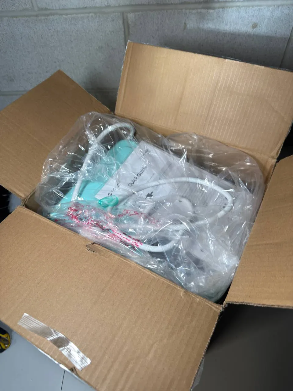 ecozy Portable Ice Maker Countertop, 9 Cubes Ready in 6 Mins image indicator(2)