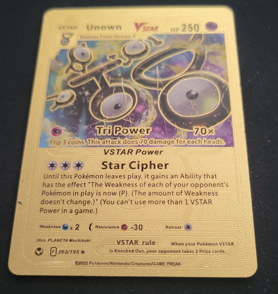 Pokémon Gold Metal Cards - Pikachu V & Unown VSTAR - photo 3