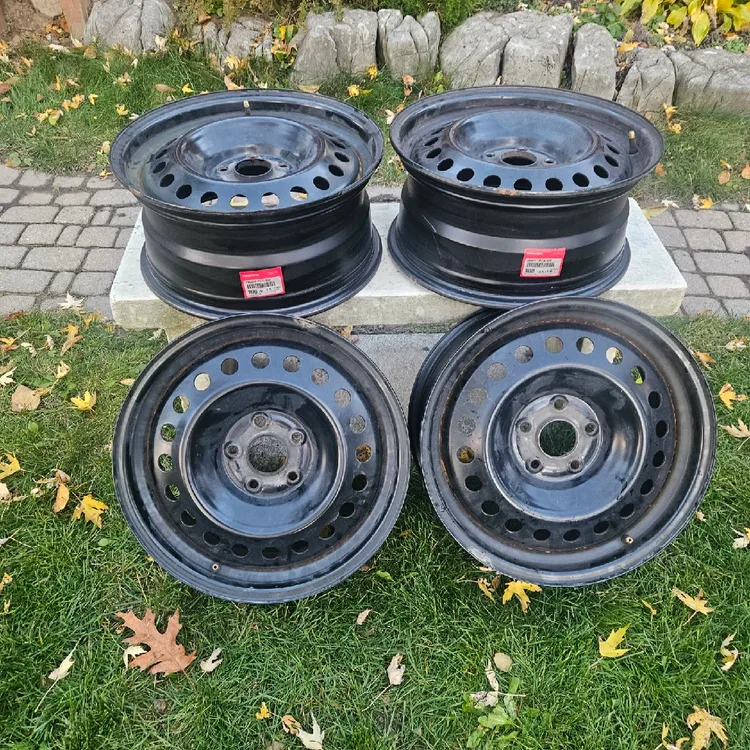Gt Pattern Logo Honda Steel Rims - Set of 4 | Karrot