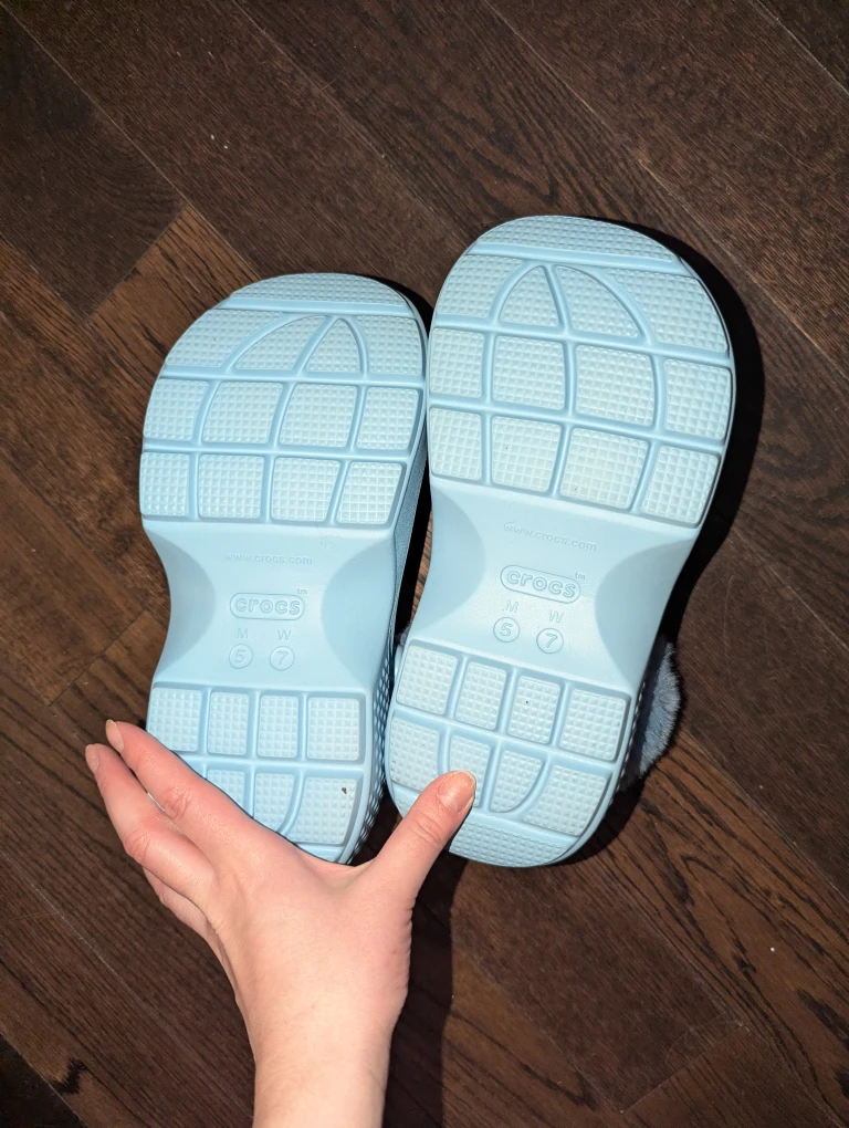Crocs Classic Fur Sure Clog - Light Blue - photo 4