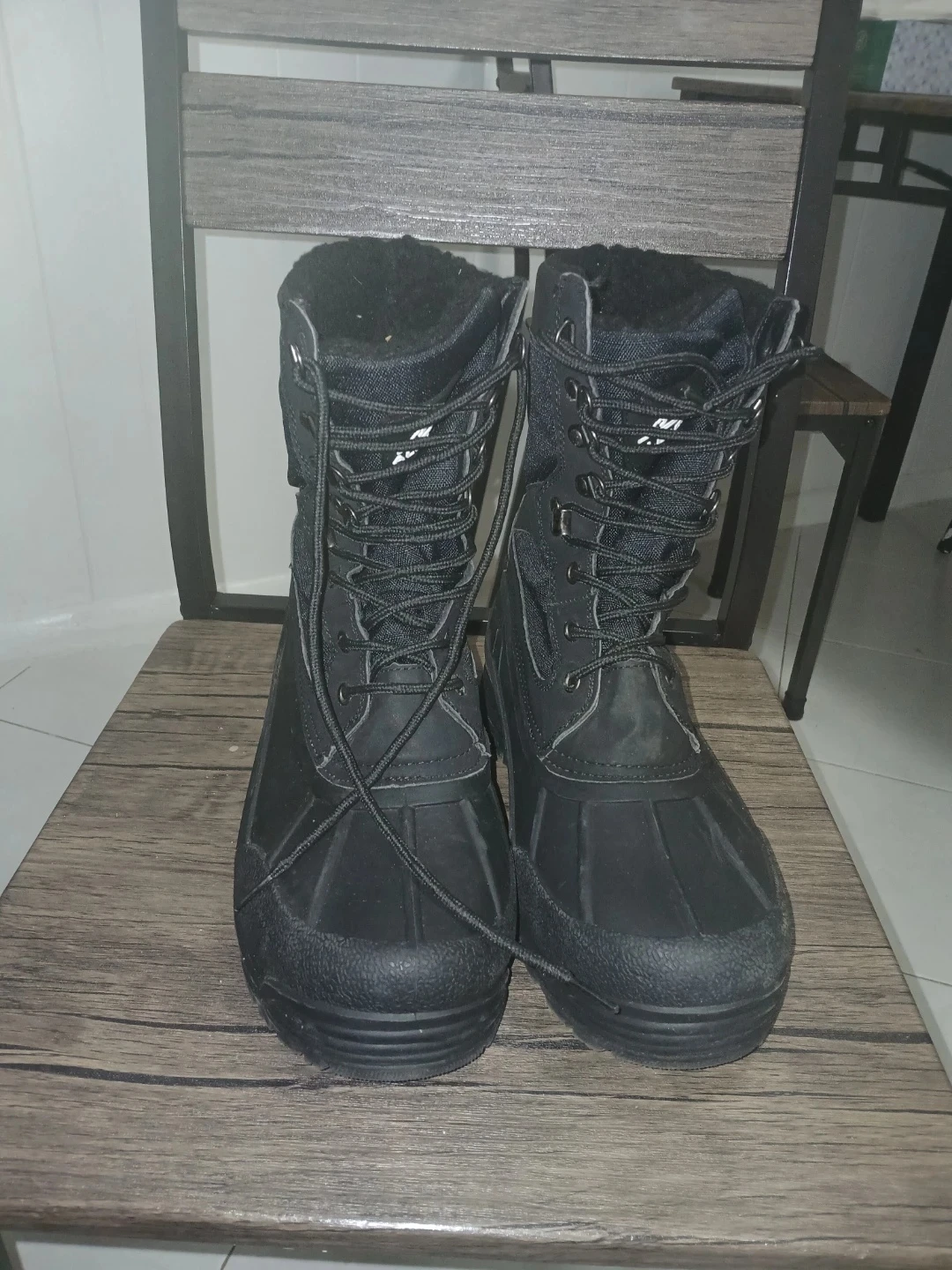 ALEADER Black Winter Snow Boots - US Size 8