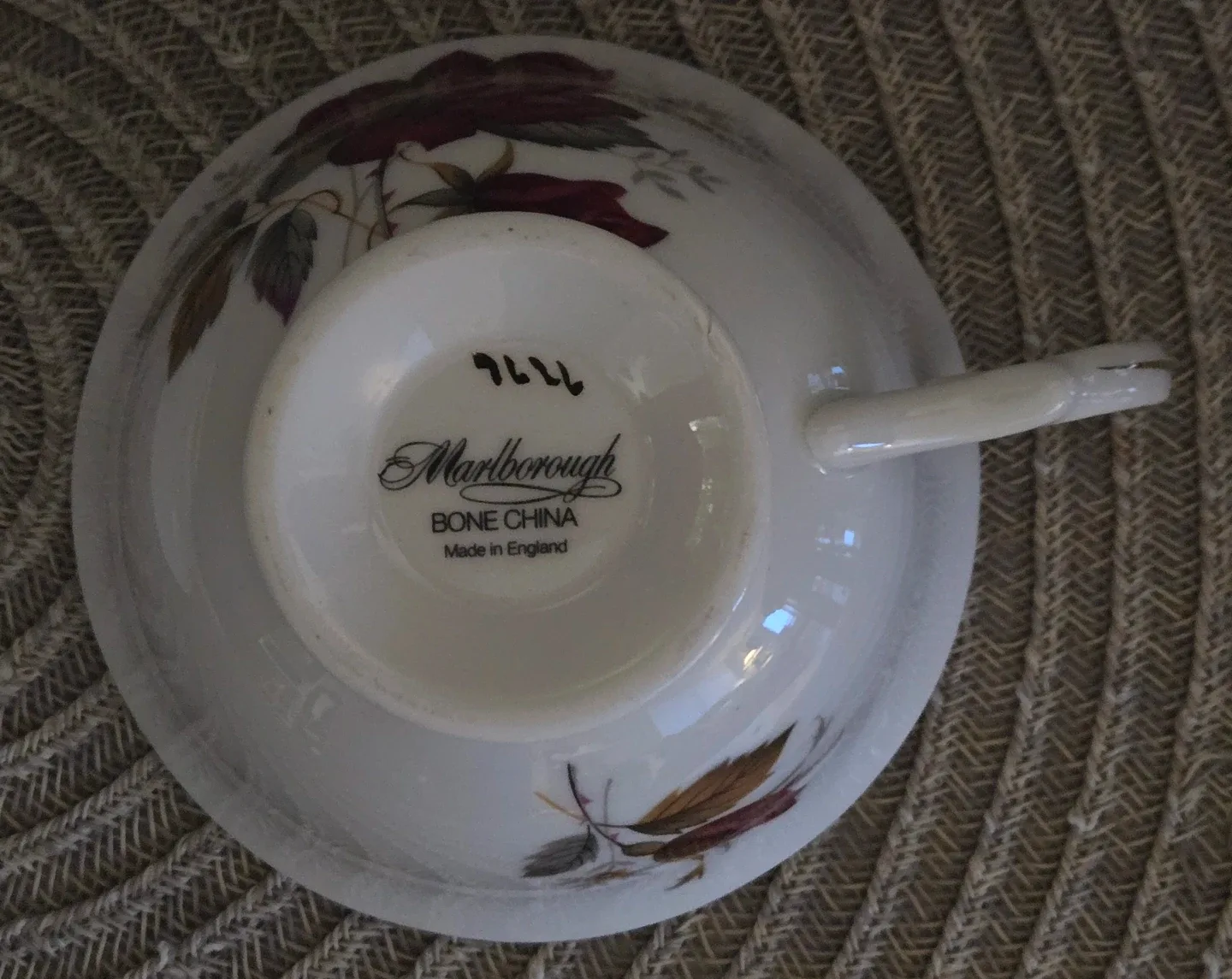 Marlborough Bone China Teacup and Saucer Set image indicator(6)