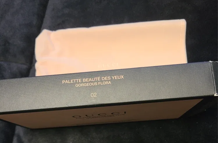 Gucci Gorgeous Flora Eyeshadow Palette image indicator(9)