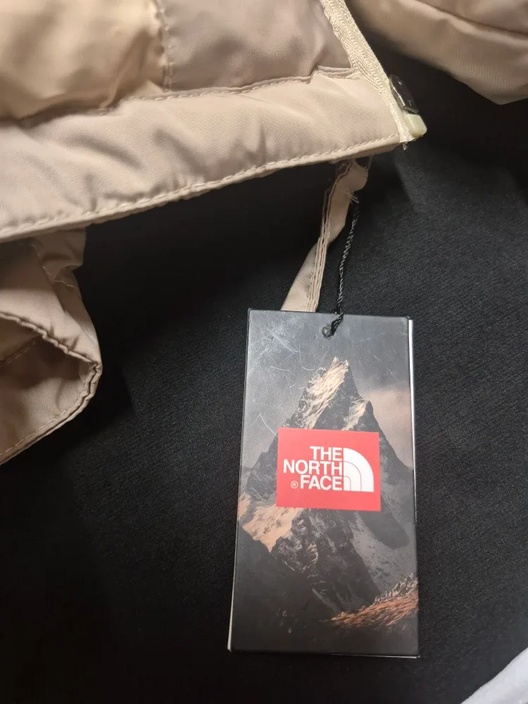 The North Face Puffer Jacket XL ( can negotiate ) image indicator(4)